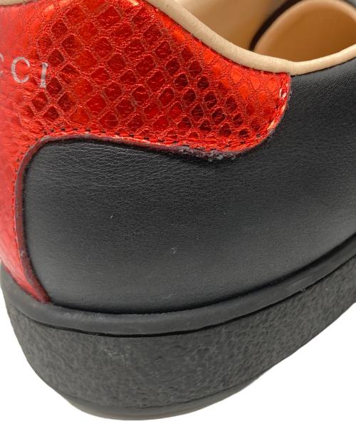 GUCCI（グッチ）GUCCI (グッチ) ファイアーエンブレムレザースニーカー ブラック サイズ:9の古着・服飾アイテム