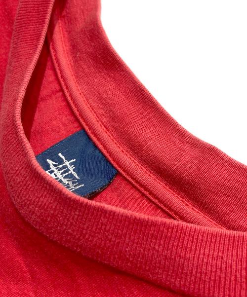 stussy（ステューシー）stussy (ステューシー) シャネルロゴプリントTシャツ レッド サイズ:Lの古着・服飾アイテム