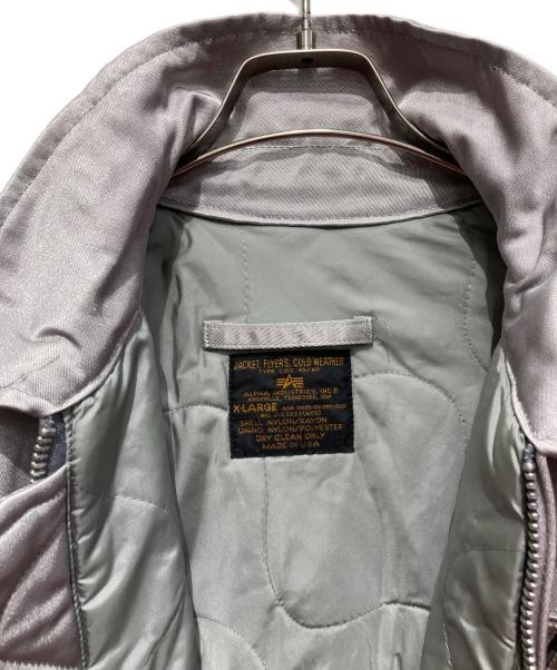 ALPHA INDUSRIES（アルファ インダストリーズ）ALPHA INDUSRIES (アルファ インダストリーズ) フライトジャケット グレー サイズ:XLの古着・服飾アイテム