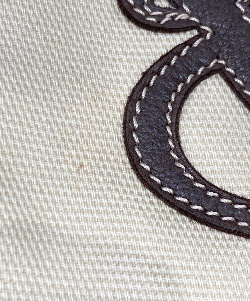 LOEWE（ロエベ）LOEWE (ロエベ) アナグラムスクエアショルダーバッグ ベージュの古着・服飾アイテム