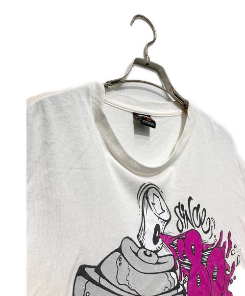 stussy（ステューシー）stussy (ステューシー) プリントTシャツ ホワイト サイズ:Lの古着・服飾アイテム