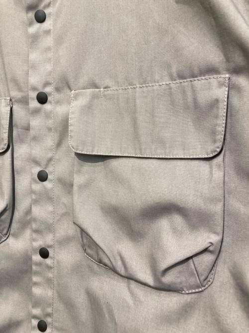 narifuri（ナリフリ）narifuri (ナリフリ) UNIVERSAL OVERALL (ユニバーサルオーバーオール) ワークシャツ グレー サイズ:Mの古着・服飾アイテム