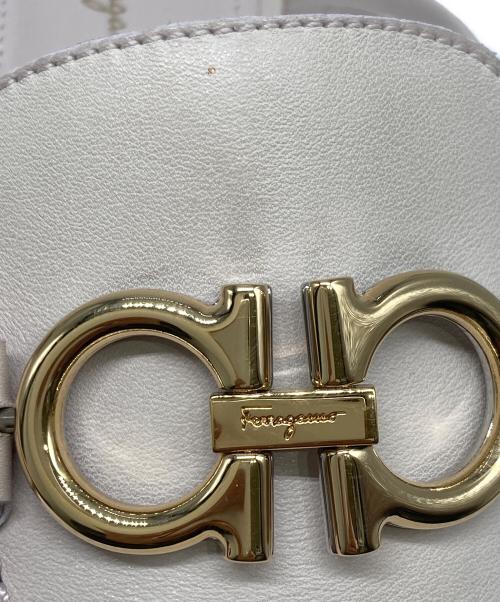 Salvatore Ferragamo（サルヴァトーレ フェラガモ）Salvatore Ferragamo (サルヴァトーレ フェラガモ) VIGGIO ミュール アイボリー サイズ:6Cの古着・服飾アイテム