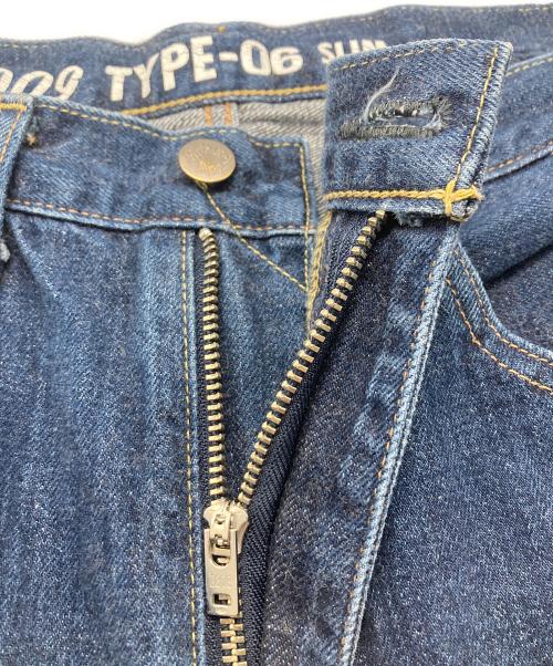 A BATHING APE（アベイシングエイプ）A BATHING APE (ア ベイシング エイプ) Wrangler (ラングラー) デニムパンツ インディゴ サイズ:Lの古着・服飾アイテム