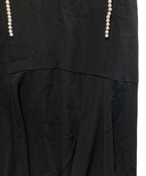 Arobe（アローブ）Arobe (アローブ) パール付フリルワンピース ブラック サイズ:2の古着・服飾アイテム