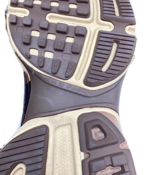 NIKE（ナイキ）NIKE (ナイキ) V2K RUN LT BRITISH TAN ブラウン サイズ:uk7の古着・服飾アイテム