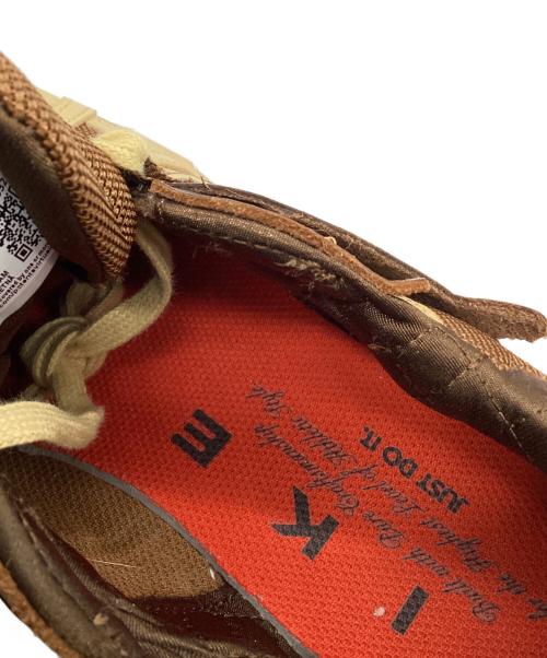 NIKE（ナイキ）NIKE (ナイキ) V2K RUN LT BRITISH TAN ブラウン サイズ:uk7の古着・服飾アイテム