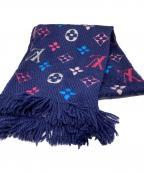 LOUIS VUITTONルイ ヴィトン）の古着「エシャルプ・ロゴマニア レインボー」｜ネイビー