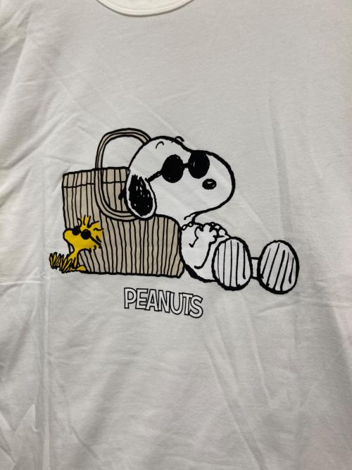 pionunnal（ピオヌンナル）pionunnal (ピオヌンナル) PEANUTS (ピーナッツ) プリントTシャツ ホワイト サイズ:FREEの古着・服飾アイテム