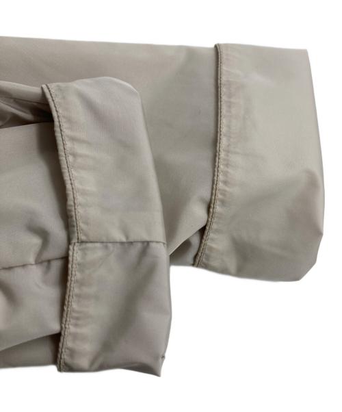 MONCLER（モンクレール）MONCLER (モンクレール) LOTUSナイ ロンジャケット ベージュの古着・服飾アイテム