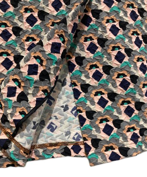 PRADA（プラダ）PRADA (プラダ) エンボスドレス マルチカラー サイズ:38の古着・服飾アイテム