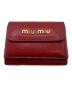 MIU MIU（ミュウミュウ）の古着「MADRAS 3つ折り財布」｜レッド