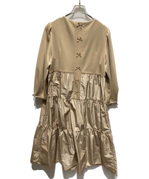 Super Beauty（スーパービューティ）Super Beauty (スーパービューティ) ビジューティアードワンピース ベージュ サイズ:42 未使用品の古着・服飾アイテム