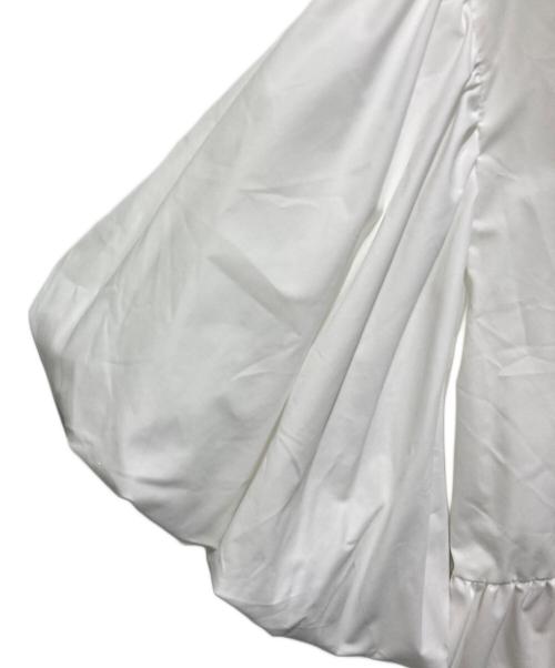 Ame no chi Hare（アメノチハレ）Ame no chi Hare (アメノチハレ) バルーンスリーブ雨よけライトコート ホワイト サイズ:Freeの古着・服飾アイテム