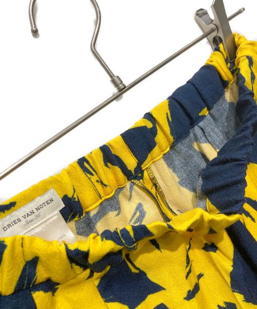 DRIES VAN NOTEN（ドリスヴァンノッテン）DRIES VAN NOTEN (ドリスヴァンノッテン) 花柄パンツ ネイビー×イエロー サイズ:Freeの古着・服飾アイテム