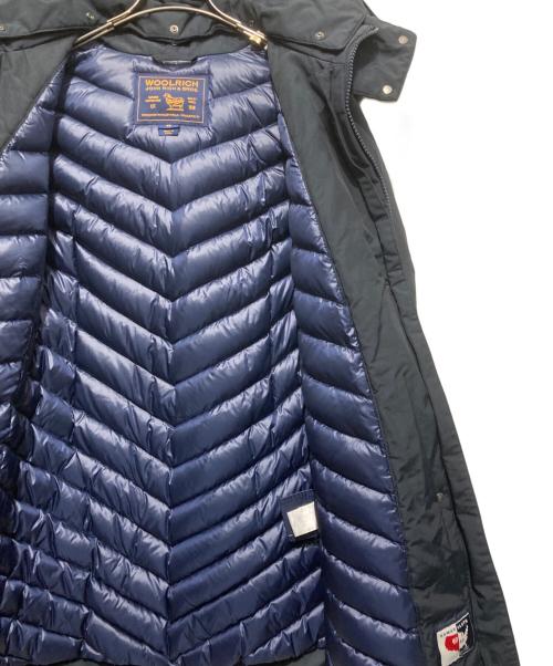 WOOLRICH（ウールリッチ）WOOLRICH (ウールリッチ) BOW BRIDGEダウンコート ネイビー サイズ:XSの古着・服飾アイテム