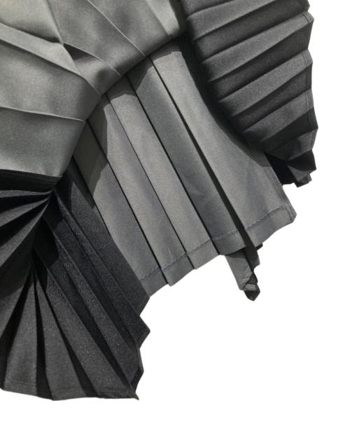 UNITED TOKYO（ユナイテッドトーキョー）UNITED TOKYO (ユナイテッドトーキョー) ドームコルセットプリーツスカート グレー サイズ:1の古着・服飾アイテム