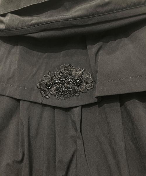 Super Beauty（スーパービューティ）Super Beauty (スーパービューティ) フラワーレースダウンジャケット ブラック サイズ:42の古着・服飾アイテム