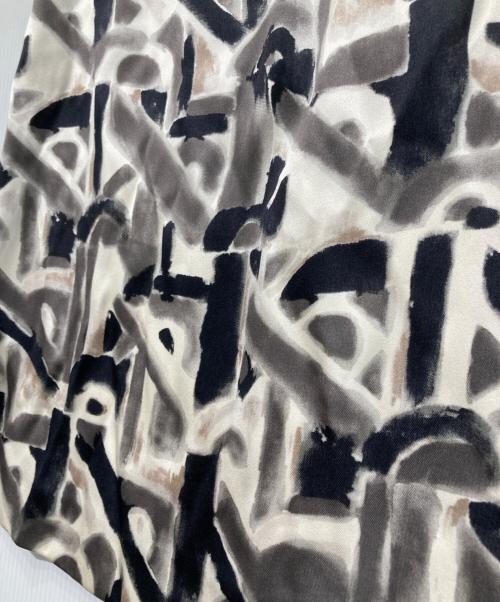 PRADA（プラダ）PRADA (プラダ) ボックスプリーツスカート ブラック×ベージュ サイズ:36の古着・服飾アイテム