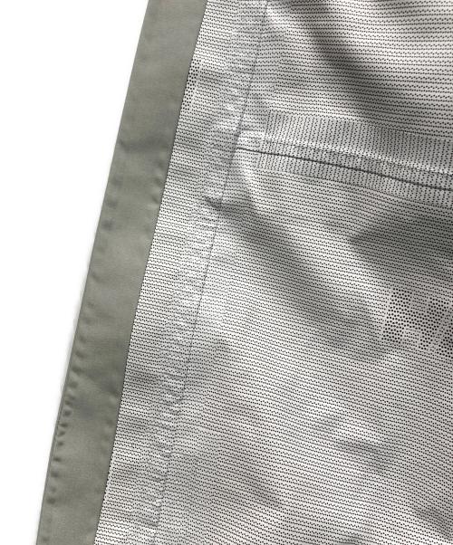 HELLY HANSEN（ヘリーハンセン）HELLY HANSEN (ヘリーハンセン) マウンテンパーカー ベージュ サイズ:Mの古着・服飾アイテム