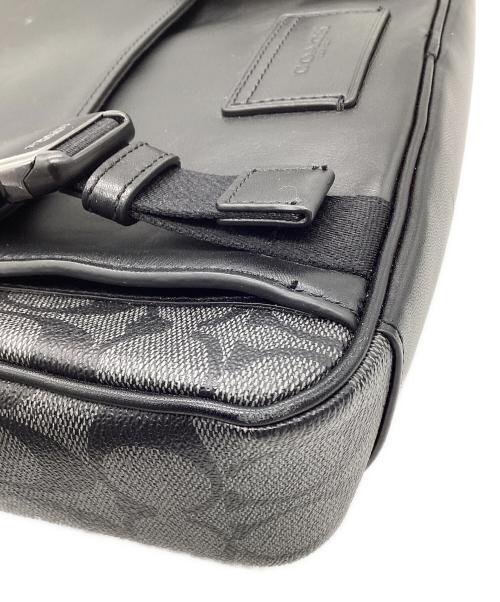 COACH（コーチ）COACH (コーチ) トラック クロスボディ シグネチャー キャンバスの古着・服飾アイテム