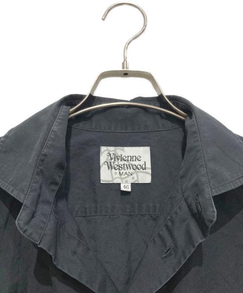 Vivienne Westwood man（ヴィヴィアン ウェストウッド マン）Vivienne Westwood man (ヴィヴィアン ウェストウッド マン) 7分袖オーブ刺繍シャツ ブラック サイズ:40の古着・服飾アイテム