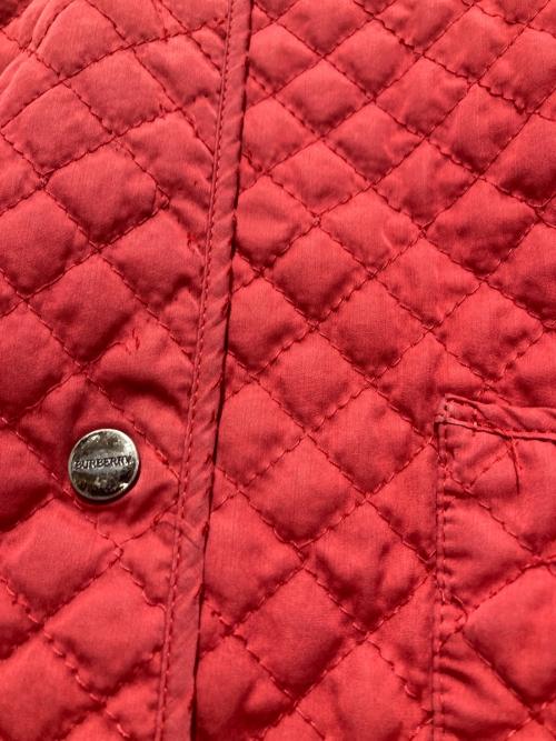 BURBERRY（バーバリー）BURBERRY (バーバリー) キルティングジャケット レッド サイズ:11の古着・服飾アイテム