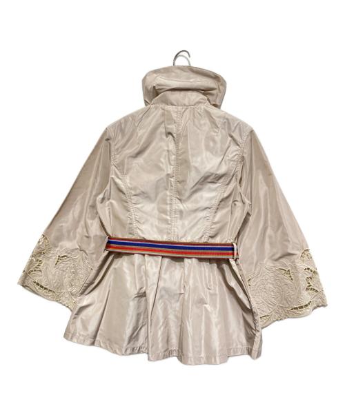 Super Beauty（スーパービューティ）Super Beauty (スーパービューティ) カットワークナイロンジャケット ベージュ サイズ:40 未使用品の古着・服飾アイテム