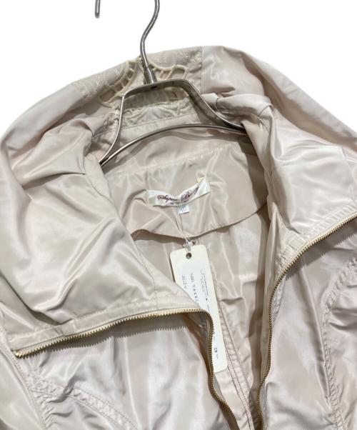 Super Beauty（スーパービューティ）Super Beauty (スーパービューティ) カットワークナイロンジャケット ベージュ サイズ:40 未使用品の古着・服飾アイテム