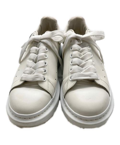 ALEXANDER McQUEEN（アレキサンダーマックイーン）ALEXANDER McQUEEN (アレキサンダーマックイーン) オーバーサイズドスニーカー ホワイト サイズ:40の古着・服飾アイテム