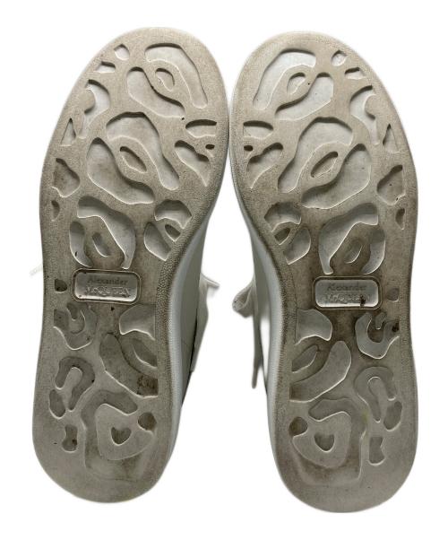 ALEXANDER McQUEEN（アレキサンダーマックイーン）ALEXANDER McQUEEN (アレキサンダーマックイーン) オーバーサイズドスニーカー ホワイト サイズ:40の古着・服飾アイテム