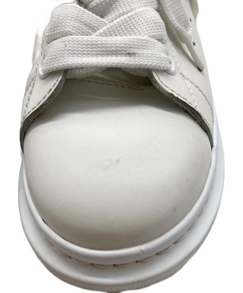 ALEXANDER McQUEEN（アレキサンダーマックイーン）ALEXANDER McQUEEN (アレキサンダーマックイーン) オーバーサイズドスニーカー ホワイト サイズ:40の古着・服飾アイテム
