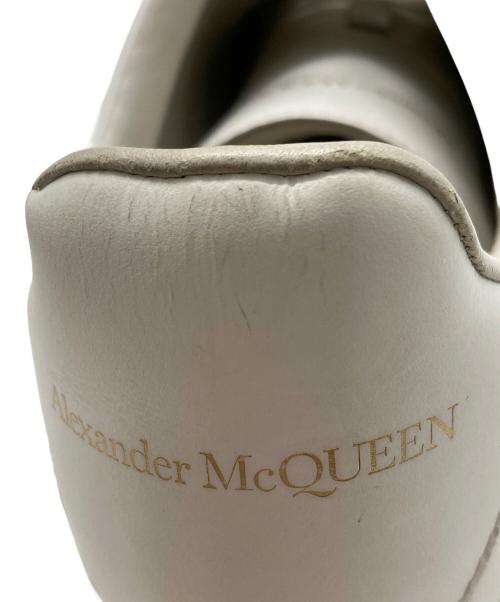 ALEXANDER McQUEEN（アレキサンダーマックイーン）ALEXANDER McQUEEN (アレキサンダーマックイーン) オーバーサイズドスニーカー ホワイト サイズ:40の古着・服飾アイテム