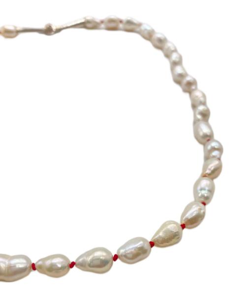 YLEVE（イレーヴ）YLEVE (イレーヴ) パールネックレス ホワイトの古着・服飾アイテム