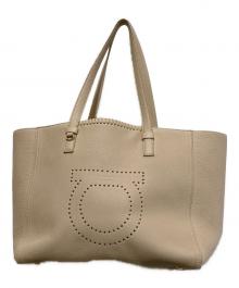 Salvatore Ferragamo（サルヴァトーレ フェラガモ）の古着「マルタ ガンチーニ レザー トートバッグ」｜ベージュ