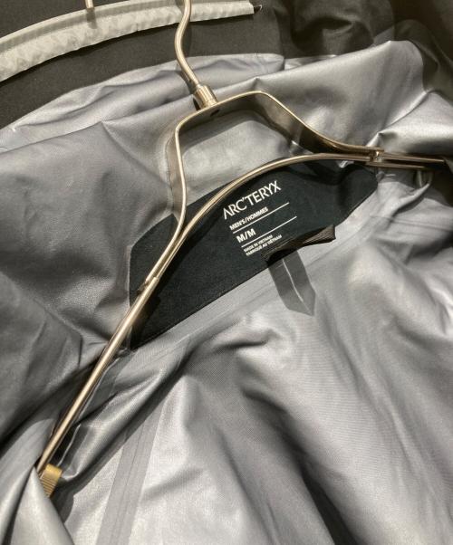 ARC'TERYX（アークテリクス）ARC'TERYX (アークテリクス) Beta Jacket/ベータ ジャケット ブラック サイズ:Mの古着・服飾アイテム