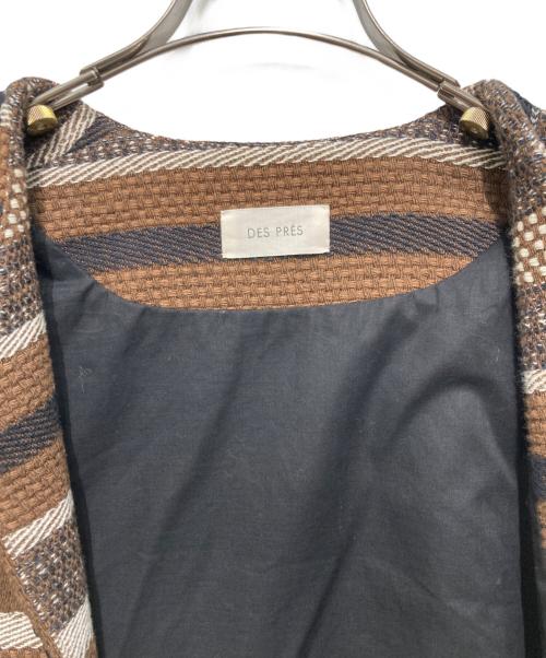 DES PRES（デ プレ）DES PRES (デ プレ) リサイクルコットンジャカード ノーカラーショートコート ブラウン サイズ:36の古着・服飾アイテム