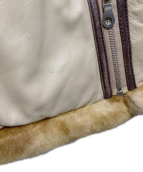 AVIREX（アヴィレックス）AVIREX (アヴィレックス) 切替レザージャケット ベージュ サイズ:Mの古着・服飾アイテム