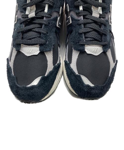 NEW BALANCE（ニューバランス）NEW BALANCE (ニューバランス) M2002RDJ ブラック×ホワイト サイズ:27.5の古着・服飾アイテム