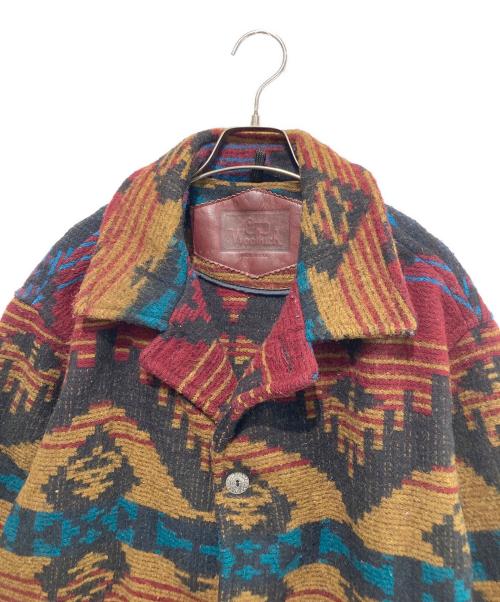 WOOLRICH（ウールリッチ）WOOLRICH (ウールリッチ) 古着ネイティブ柄コート レッド×ブラック サイズ:Mの古着・服飾アイテム