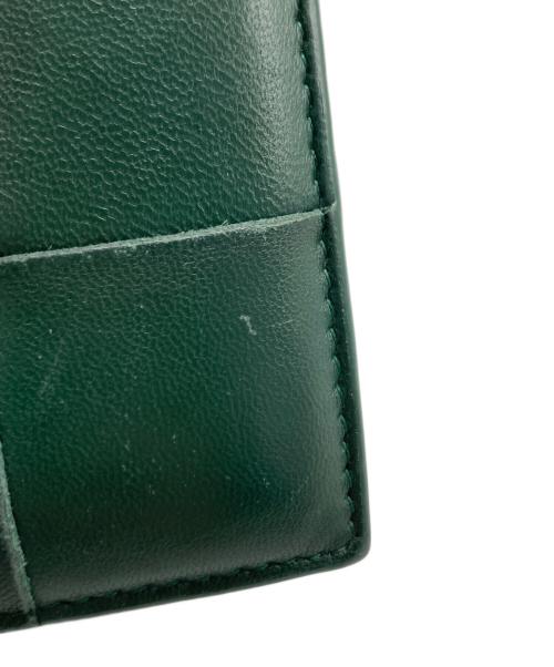 BOTTEGA VENETA（ボッテガベネタ）BOTTEGA VENETA (ボッテガベネタ) スモールカセット 2つ折り財布 グリーンの古着・服飾アイテム