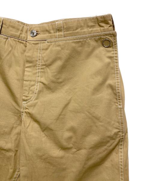 BURBERRY LONDON（バーバリーロンドン）BURBERRY LONDON (バーバリーロンドン) Pocket Detail Cotton Tailored Cargo Shorts ベージュ サイズ:48の古着・服飾アイテム