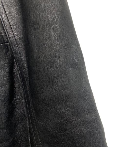 GIANNI VALENTINO（ジャンニバレンチノ）GIANNI VALENTINO (ジャンニバレンチノ) レザーコート ブラック サイズ:Mの古着・服飾アイテム