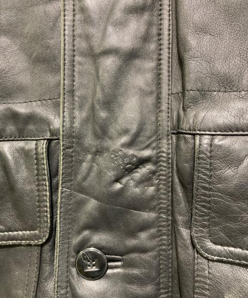 GIANNI VALENTINO（ジャンニバレンチノ）GIANNI VALENTINO (ジャンニバレンチノ) レザーコート ブラック サイズ:Mの古着・服飾アイテム