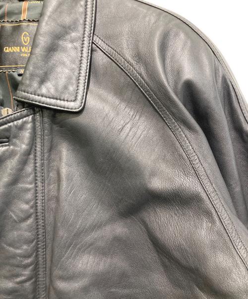 GIANNI VALENTINO（ジャンニバレンチノ）GIANNI VALENTINO (ジャンニバレンチノ) レザーコート ブラック サイズ:Mの古着・服飾アイテム