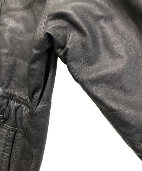 GIANNI VALENTINO（ジャンニバレンチノ）GIANNI VALENTINO (ジャンニバレンチノ) レザーコート ブラック サイズ:Mの古着・服飾アイテム