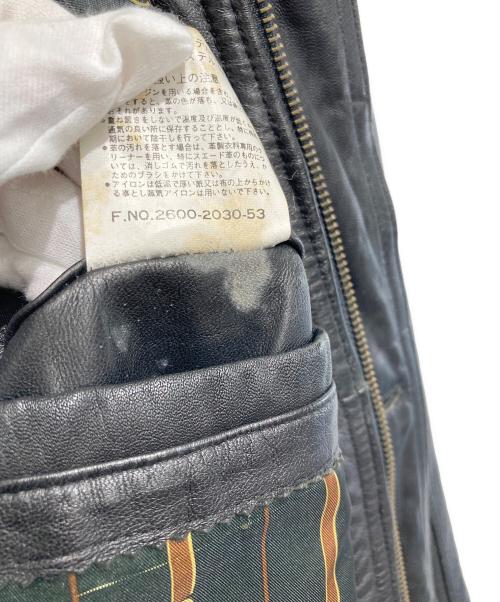 GIANNI VALENTINO（ジャンニバレンチノ）GIANNI VALENTINO (ジャンニバレンチノ) レザーコート ブラック サイズ:Mの古着・服飾アイテム