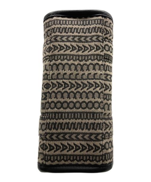 MARC JACOBS（マークジェイコブズ）MARC JACOBS (マークジェイコブズ) モノグラム2WAYバッグ ブラックの古着・服飾アイテム