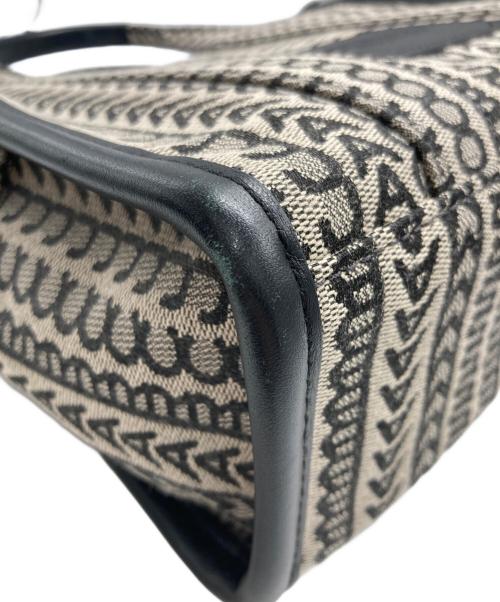 MARC JACOBS（マークジェイコブズ）MARC JACOBS (マークジェイコブズ) モノグラム2WAYバッグ ブラックの古着・服飾アイテム