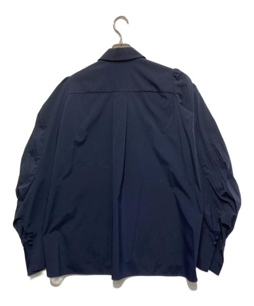Mame Kurogouchi（マメクロゴウチ）mame kurogouchi (マメクロゴウチ) Curved Pleated Shirt ネイビー サイズ:2の古着・服飾アイテム